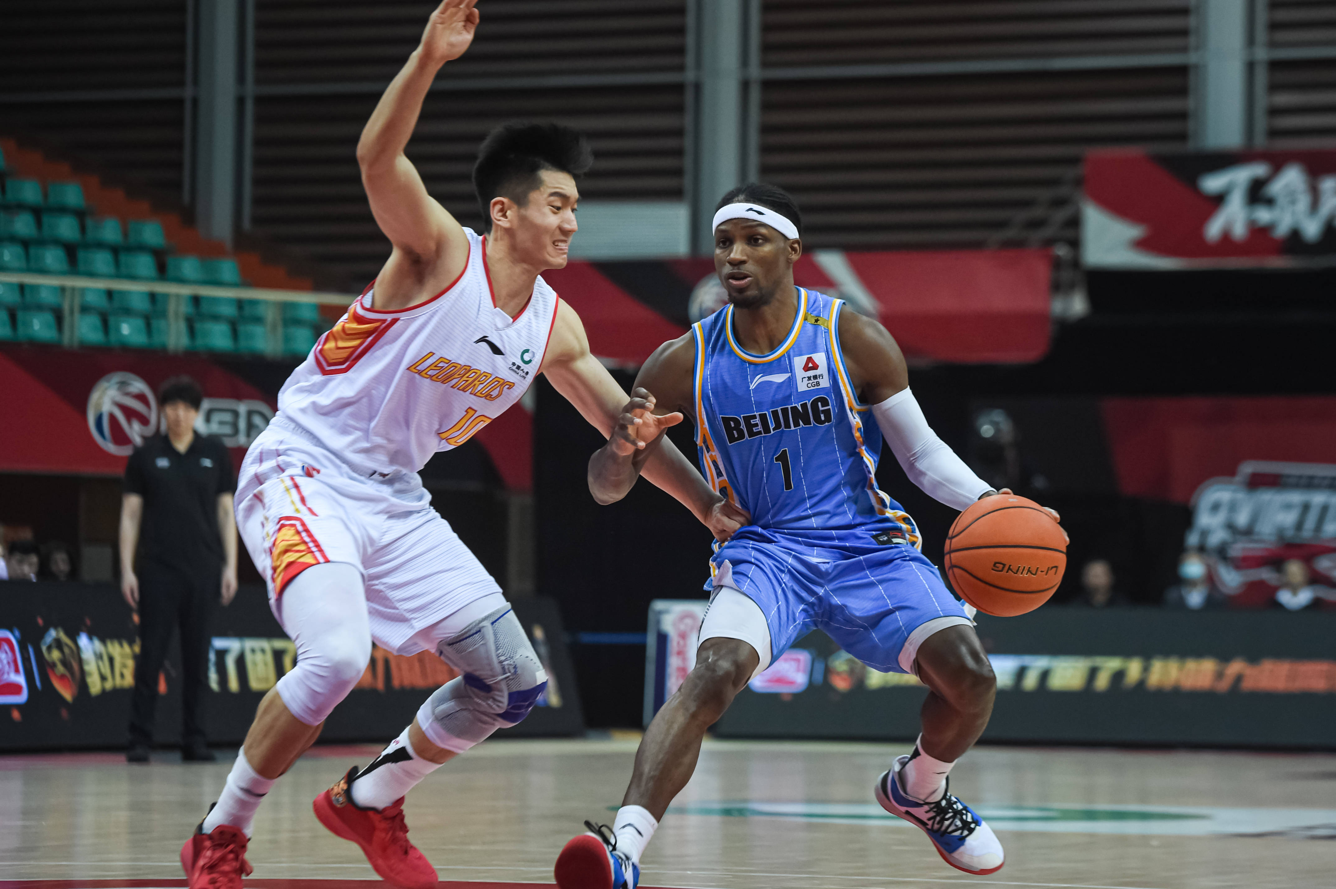 史又添了一 史又添了一