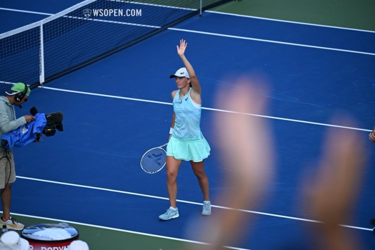 早早取得了 早早取得了